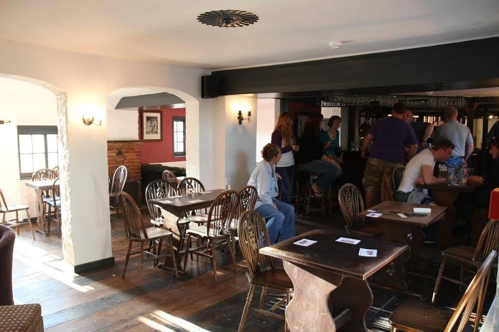 The May Garland Inn Hellingly Экстерьер фото